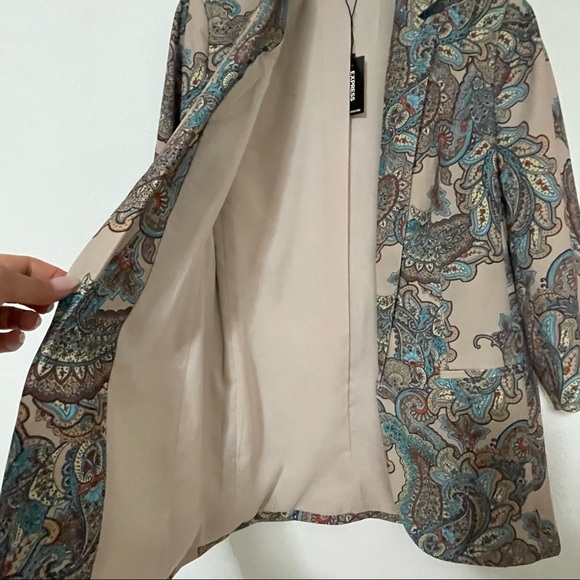 Express Paisley Notch Collar Boyfriend Blazer XS. - Picture 5 of 13